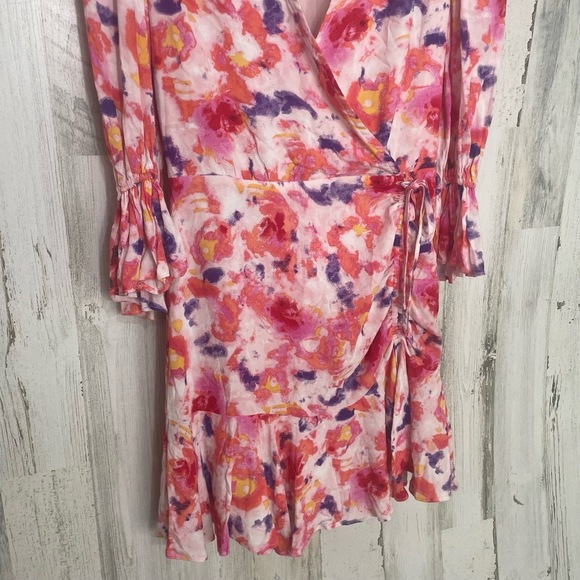 Betsey Johnson Sunset Floral Faux Wrap Dress Pink Yarrow Sz 2 Ruffle V-Neck NWOT - Picture 10 of 12